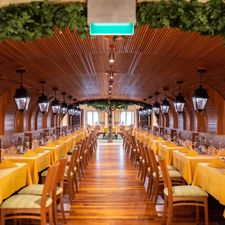 AIDA Cruises Restaurant - Market Restaurant