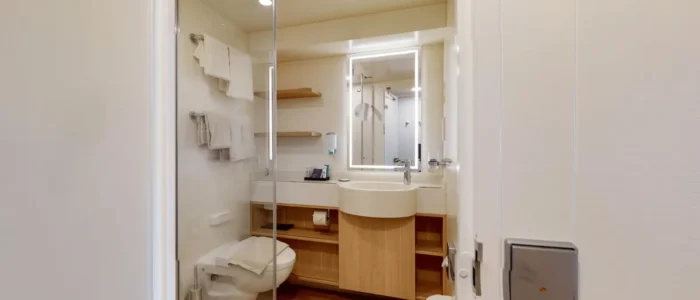 Deluxe Veranda Cabin Bathroom AIDAcosma & AIDAnova