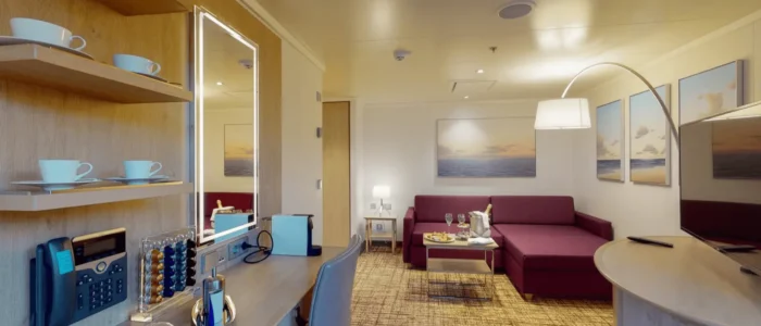 Junior Suite Lounge AIDAcosma & AIDAnova