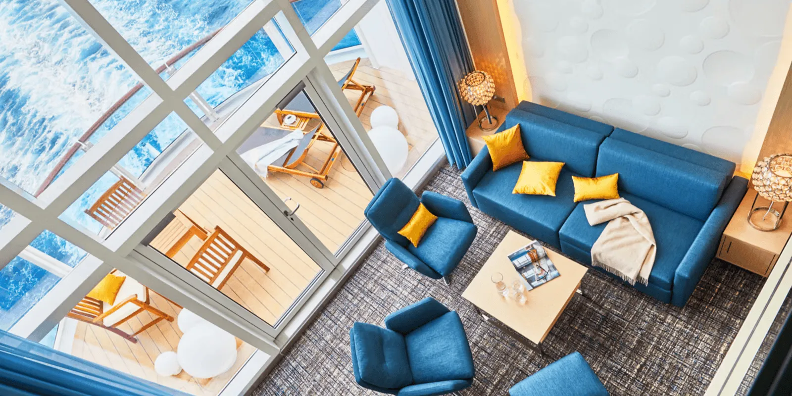 Penthouse Suite Lounge AIDAcosma & AIDAnova