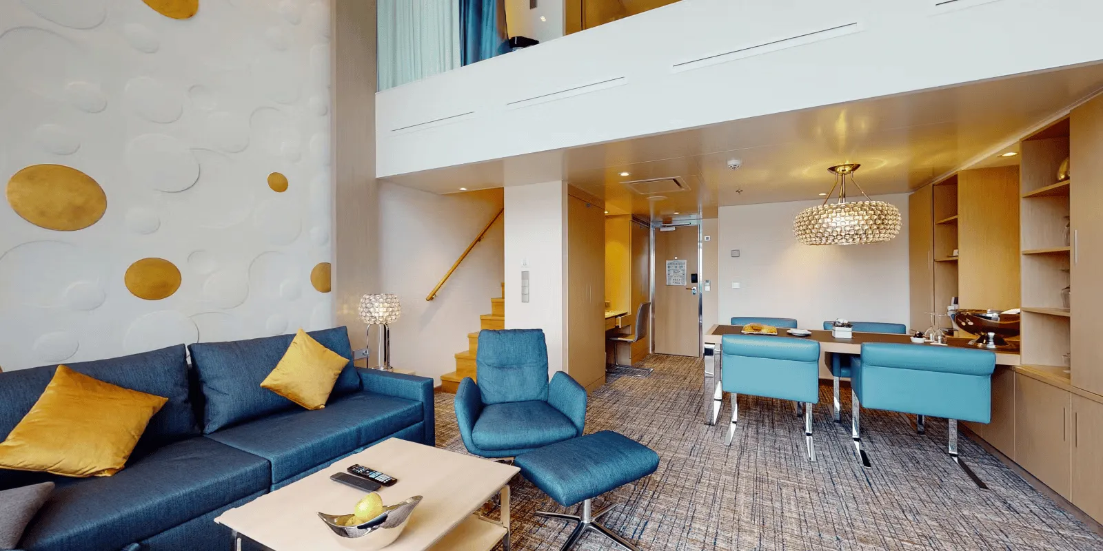 Penthouse Suite Lounge AIDAcosma & AIDAnova