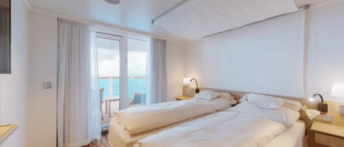 Suite Bedroom AIDAcosma & AIDAnova