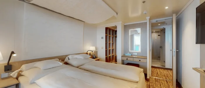 Suite Bedroom AIDAcosma & AIDAnova